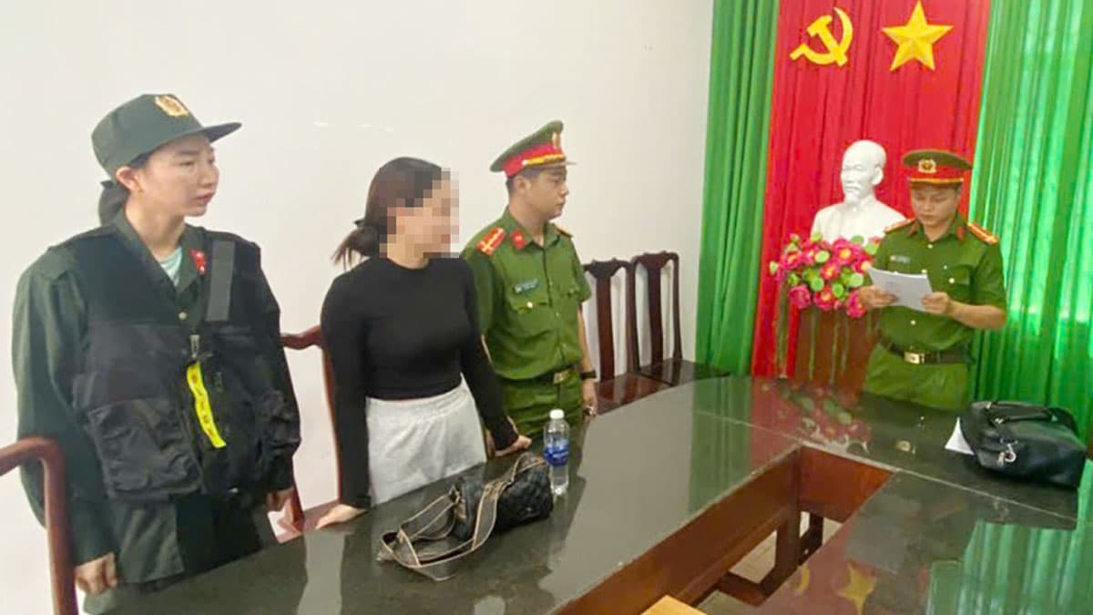 Nhận hối lộ làm nhanh hồ sơ đất đai, cán bộ và môi giới bất động sản bị khởi tố